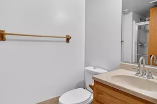 5309 Park Meadow Dr, Madison, WI 53704 - Photo 32