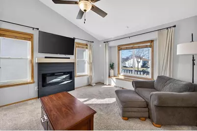 5309 Park Meadow Drive, Madison, WI 53704 - Photo 4