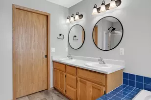 5309 Park Meadow Dr, Madison, WI 53704 - Photo 22