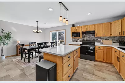 5309 Park Meadow Drive, Madison, WI 53704 - Photo 14