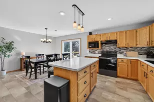 5309 Park Meadow Dr, Madison, WI 53704 - Photo 14