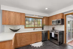 2914 Grandview Blvd, Madison, WI 53713 - Photo 14