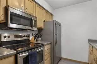 50 Whitcomb Cir, Madison, WI 53711 - Photo 14