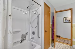 2110 Eastwood Ave, Janesville, WI 53545 - Photo 30