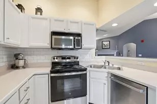 5587 Bantry Ln, Fitchburg, WI 53711 - Photo 10