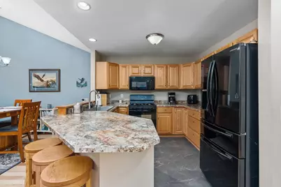 103 Lauryn Court, Mount Horeb, WI 53572 - Photo 4