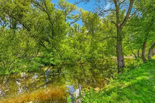 649 Springbrook Cir, DeForest, WI 53532 - Photo 8