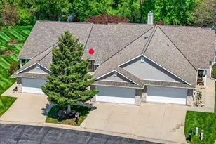 649 Springbrook Cir, DeForest, WI 53532 - Photo 48