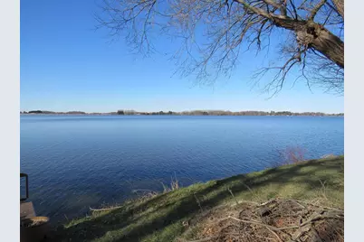 W9847 Dunn Road, Fox Lake, WI 53933 - Photo 8