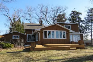 W9847 Dunn Rd, Fox Lake, WI 53933 - Photo 14