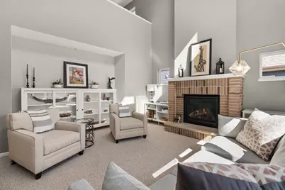 529 Pine Lawn Parkway, Verona, WI 53593 - Photo 12