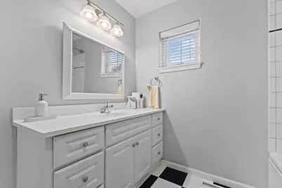 661/663 S Division Street, Port Washington, WI 53074 - Photo 18