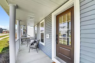 623 Prospect Rd, Waunakee, WI 53597 - Photo 2