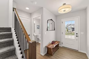 623 Prospect Rd, Waunakee, WI 53597 - Photo 10