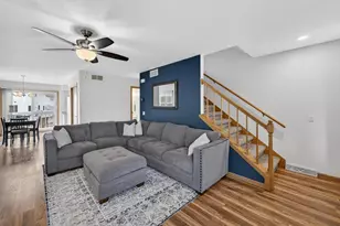 3202 Dorchester Way, Madison, WI 53719 - Photo 4