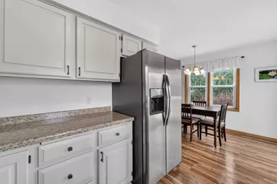 3202 Dorchester Way, Madison, WI 53719 - Photo 14