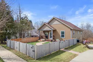 661 / 663 S Division St, Port Washington, WI 53074 - Photo 42