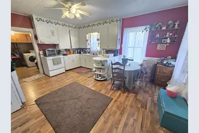 216 S South Street, Kingston, WI 53939 - Photo 4