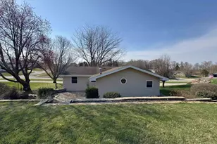 209 27th St, Monroe, WI 53566 - Photo 8