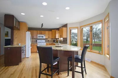 7301 Southern Oak Place, Madison, WI 53719 - Photo 10