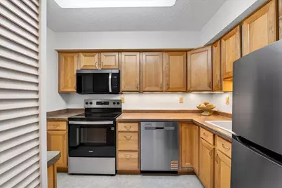 17 Golf Course Road #C, Madison, WI 53704 - Photo 14