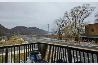 119 &amp; 121 Main Street, Lynxville, WI 54626 - Photo 10