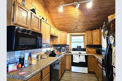 119 &amp; 121 Main Street, Lynxville, WI 54626 - Photo 2