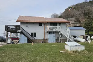 119 &amp 121 Main St, Lynxville, WI 54626 - Photo 12