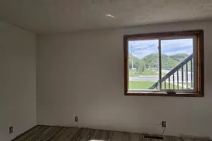 119 &amp 121 Main St, Lynxville, WI 54626 - Photo 14