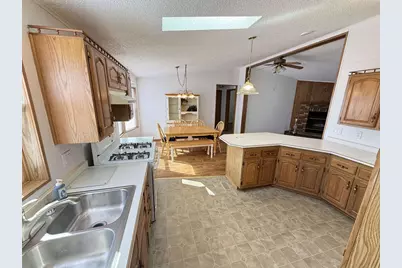 402 Opal Avenue, Lannon, WI 53046 - Photo 8