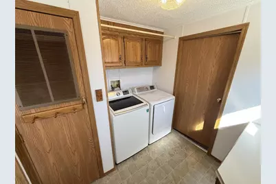 402 Opal Avenue, Lannon, WI 53046 - Photo 10