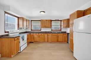 533 Scott St, Ripon, WI 54971 - Photo 4