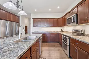 W2821 Fonda Ln, Belleville, WI 53508 - Photo 8