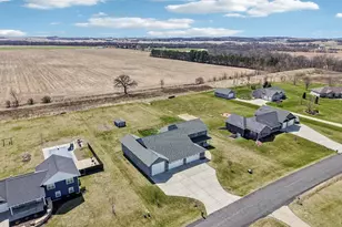 W2821 Fonda Ln, Belleville, WI 53508 - Photo 42