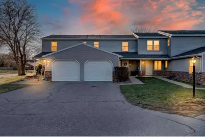 1403 8th Street, Reedsburg, WI 53959 - Photo 2