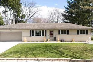 117 S Pontiac Dr, Janesville, WI 53545 - Photo 1