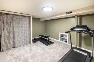 117 S Pontiac Dr, Janesville, WI 53545 - Photo 34