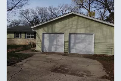 1201 S River Road, Janesville, WI 53546 - Photo 2