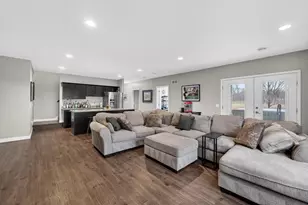 1823 S Brooklyn Dr, Stoughton, WI 53589 - Photo 38