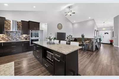 1823 S Brooklyn Drive, Stoughton, WI 53589 - Photo 12