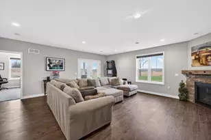 1823 S Brooklyn Dr, Stoughton, WI 53589 - Photo 36