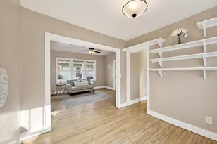 2737 Union St, Madison, WI 53704 - Photo 8