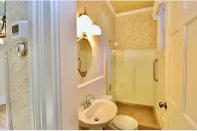 2331 W St Lawrence Avenue, Beloit, WI 53511 - Photo 8