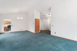 830 Devonshire Rd, Stoughton, WI 53589 - Photo 6