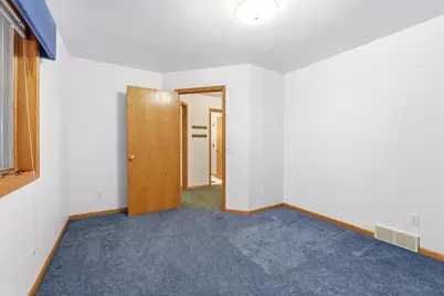 830 Devonshire Road, Stoughton, WI 53589 - Photo 10