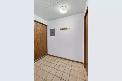 14 Maple Wood Lane #18, Madison, WI 53704 - Photo 12
