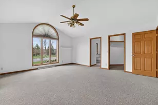 224 Deer Ridge Dr, West Bend, WI 53095 - Photo 18