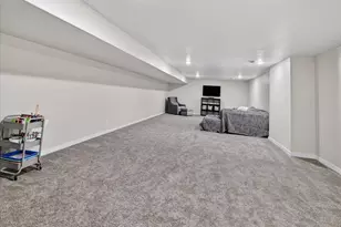 108 E 4th St, Mazomanie, WI 53560 - Photo 32