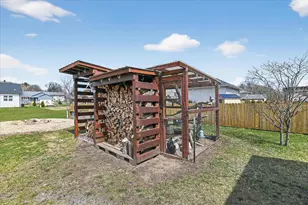 108 E 4th St, Mazomanie, WI 53560 - Photo 44