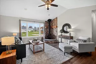 108 E 4th St, Mazomanie, WI 53560 - Photo 6